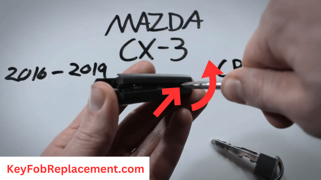 Mazda CX-3 Key Separate two halves using screwdriver