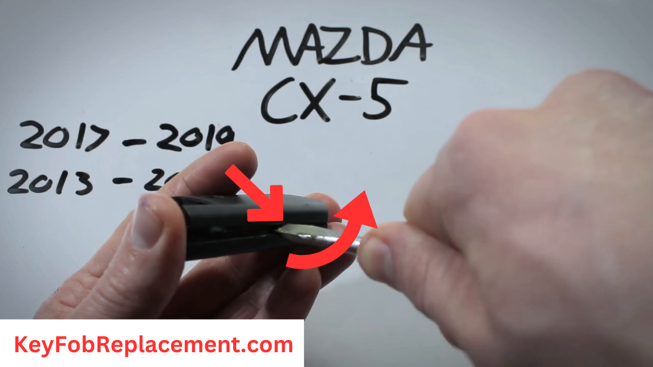 Mazda CX-5 Key Twist screwdriver, separate key halves
