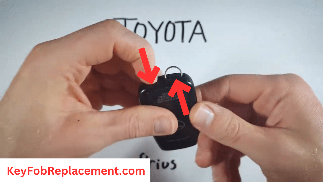 Toyota Prius Key Remove internal key from bottom