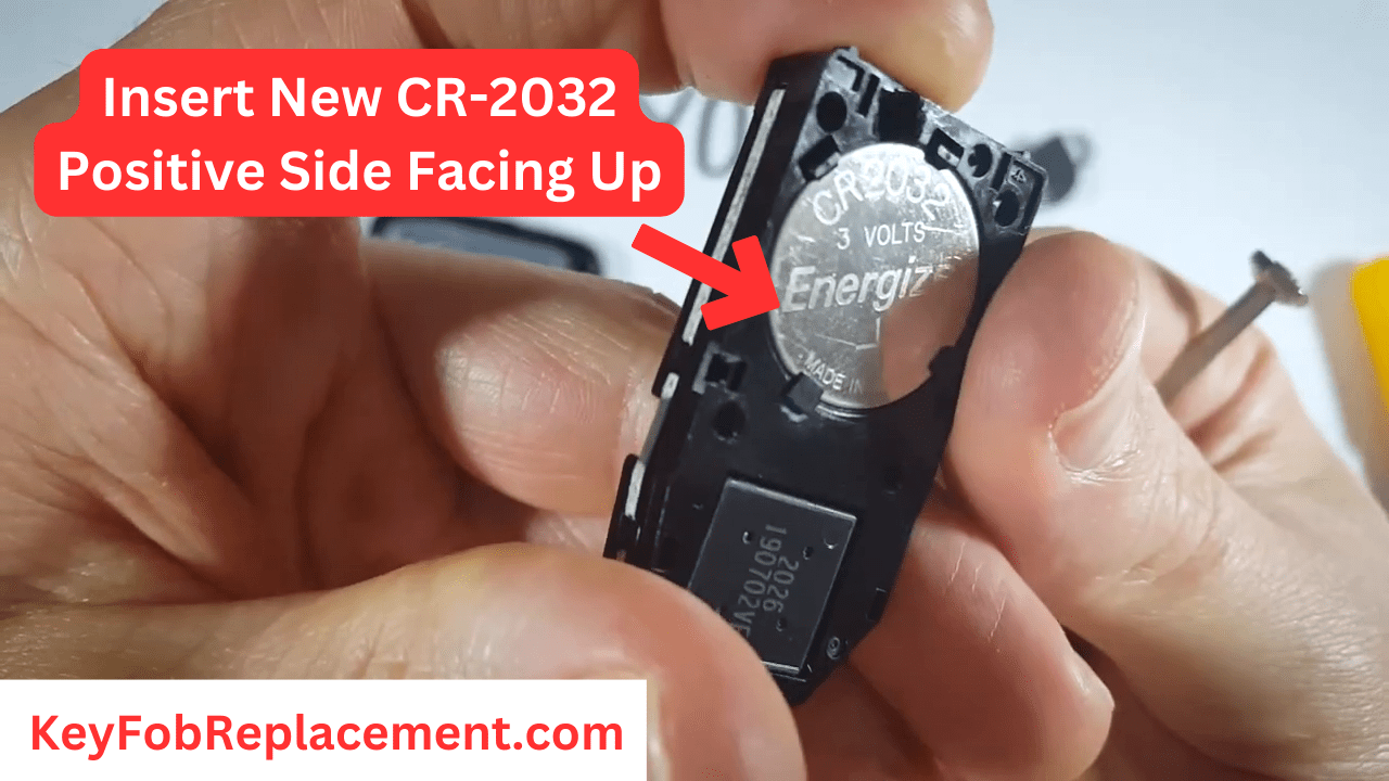Toyota RAV4 key Insert new CR2032 battery with positive up