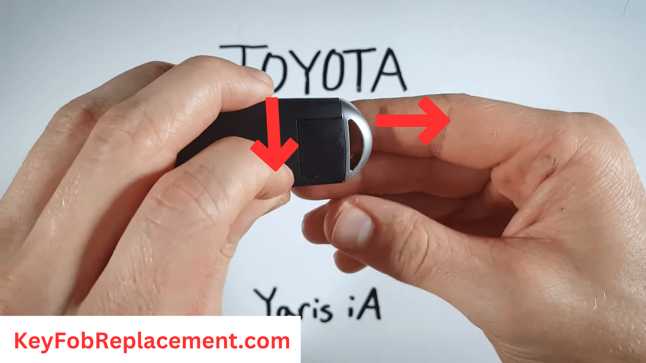 Toyota Yaris iA Press switch, pull out key